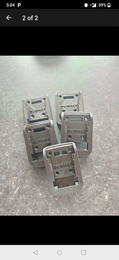 DeWalt/Milwaukee M18/Bosh battery holder