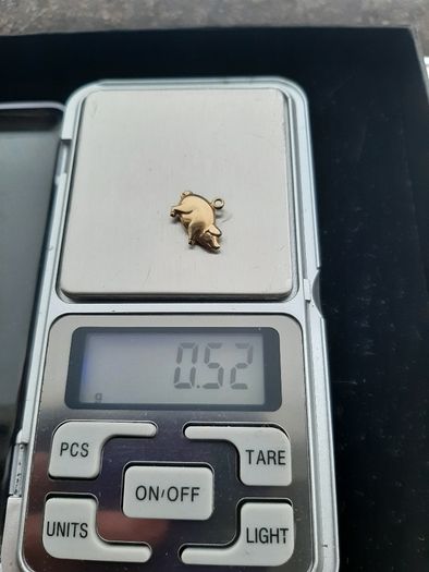 New 9ct gold charm/Pendant Dolphin new