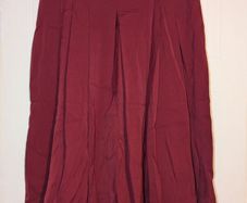 Beautiful wine heavy material skirt from Basler