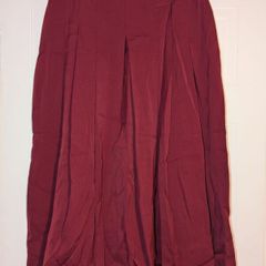 Beautiful wine heavy material skirt from Basler