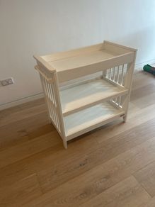 Mama & Papas Changing Table