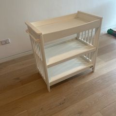 Mama & Papas Changing Table