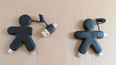 USB-A / USB-C to USB-C / Lightning adapter