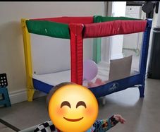 Baby travel cot
