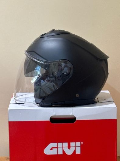 Givi Motorcycle Helmet Matt Black