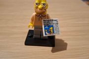 A mix of Lego Simpsons figures
