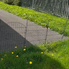 Garden / pet fence panels with gate - 2 sets
