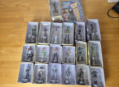 Eaglemoss DC Comics Chess Collection Figures Lot of 19 (With Deadshot Magazine)