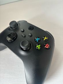 Xbox Series X controller with 2 different back panels