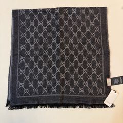 GG  wool scarf