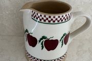 Nicholas Mosse Cylinder jug (Apple)