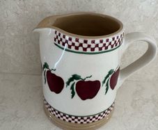 Nicholas Mosse Cylinder jug (Apple)