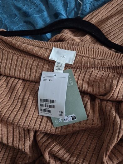 Knitted maxi dress BNWT