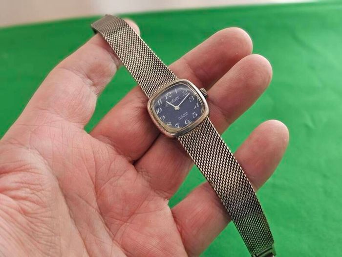 Silver 1940s Swiss Made Omikron Lady's Mechanical Wind up Swiss Watch 800s Silver
