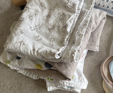 Toddler bedsheets & Quilt