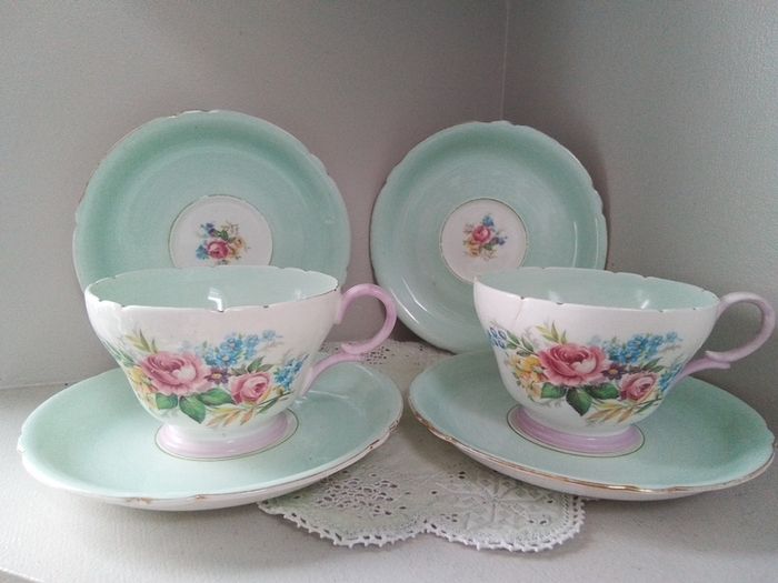 Shelly China Set