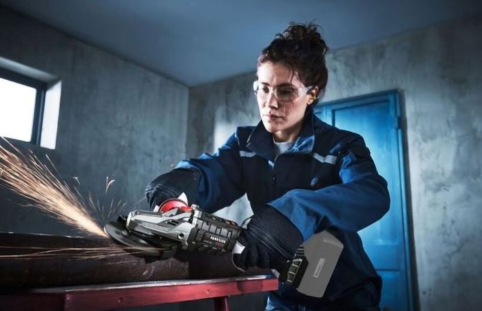Parkside Performance X20V Cordless Brushless Router + Accessories Set. X20V Cordless Brushless Impact Driver 226NM. X20V Cordless Brushless SDS Hammer Drill. X20V Cordless Brushless Angle Grinder. X20V 2AH 4AH 8AH 12AH Batteries X20V Chargers