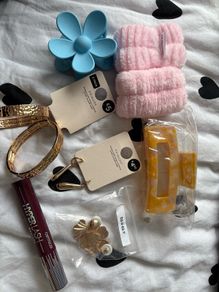 Selection / random skincare items