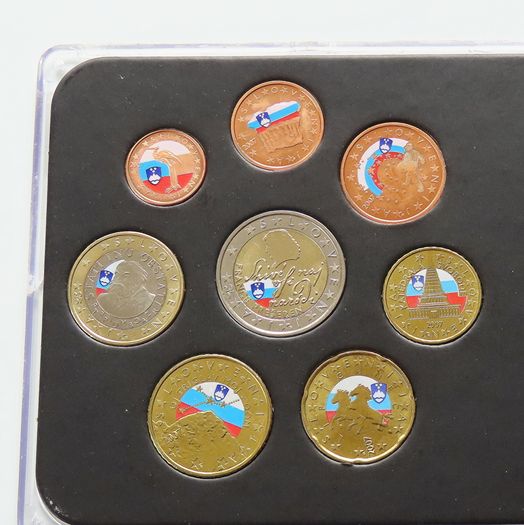Slovenia first year euro coins set 2007 colour details