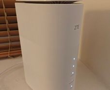 ZTE MC888B 5G Router - Unlocked to All Networks (Wi-Fi 6)