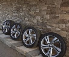 17" Genuine VW R-Line Taigo Alloys
