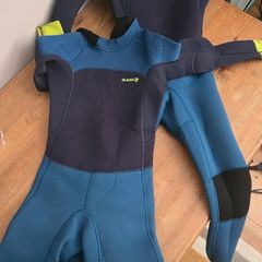 Kids wetsuits