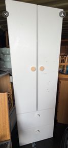 white wardrobe