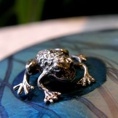 John Ditchfield Glasform Iridescent Lily Pad, Silver Frog, Signed with sticker