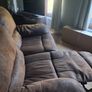 Couch with 2 recliners Image 3