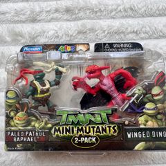 Teenage Mutant Ninja Turtles Mini  TMNT Mini-Mutants Paleo Patrol Raphael vs. Winged Dino (2008 mini-figures) Damaged Box Please see photos