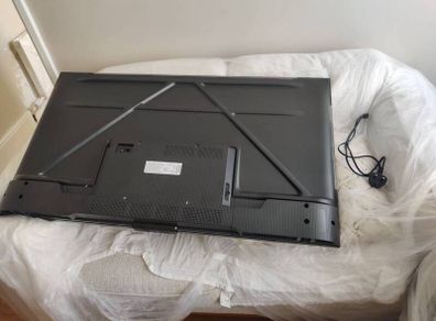 50" TCL Smart TV (4K Ultra HD) - Excellent Condition