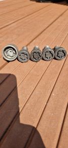wheel lock bolts