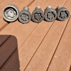 wheel lock bolts