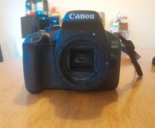 canon eos 4000d
