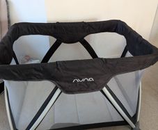 Nuna Aire travel cot