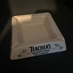 Teachers whiskey ashtray