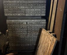 Shuttering pans
