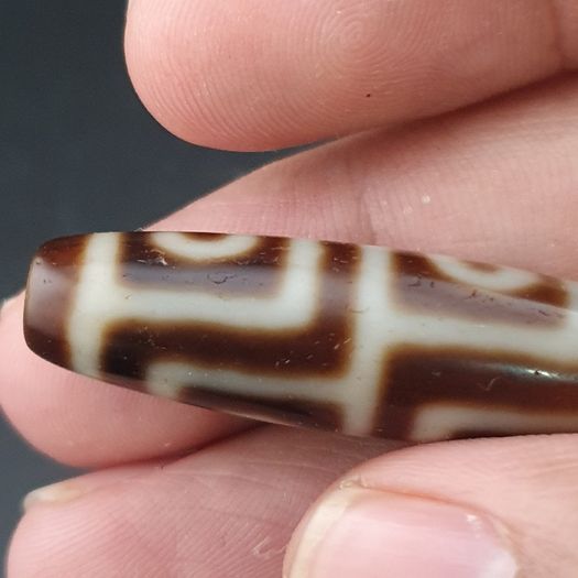 Antique Himalayan Tibetan 4 Eyes Agate Dzi Bead Amulet