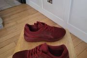 trainers  asiscs size 7