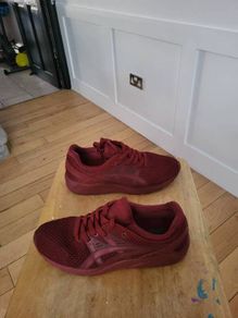 trainers  asiscs size 7