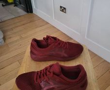 trainers  asiscs size 7