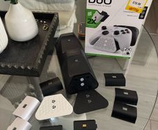 Xbox rechargeable batteries and stand