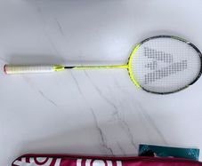 Badminton racket