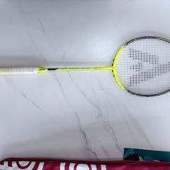 Badminton racket