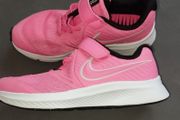 Girls Nike runner size 12.5/1