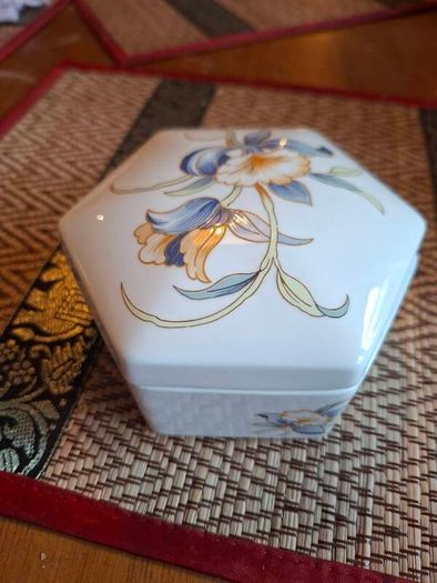 Aynsley Lidded Jar Trinket Box orchids Fine Bone China Porcelain