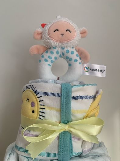 Premium Nappy Cakes for Baby shower gift or new parents.
