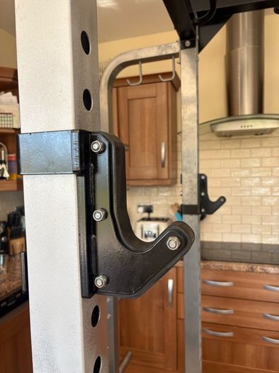 Unbelievable Commercial 450 Kilogram Rated Power Squat Rack Woth 10 X Weight Plate Storage Racks, 2 X Barbell Holders, Chin Up And Resistance Band Points!!!