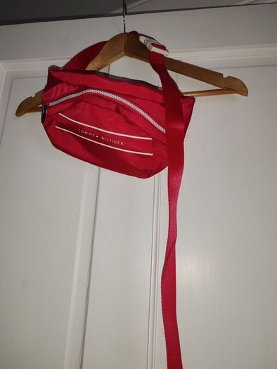 Tommy Hilfiger bag