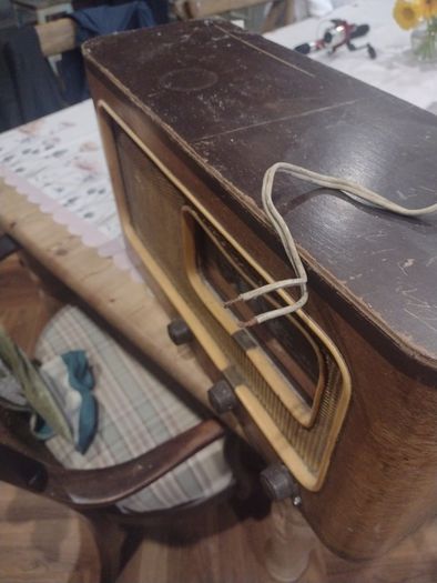 Vintage radio